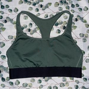 VS Player Sports Bra